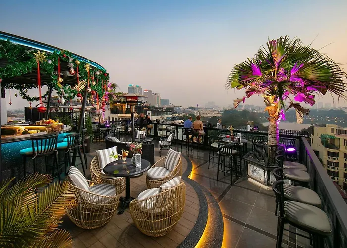 Lucien Hanoi Lakeside Hotel & Rooftop
